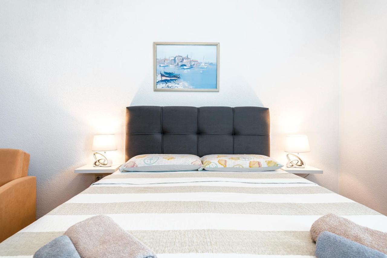 Apartments Plavi Biser ชิเบนิก ภายนอก รูปภาพ