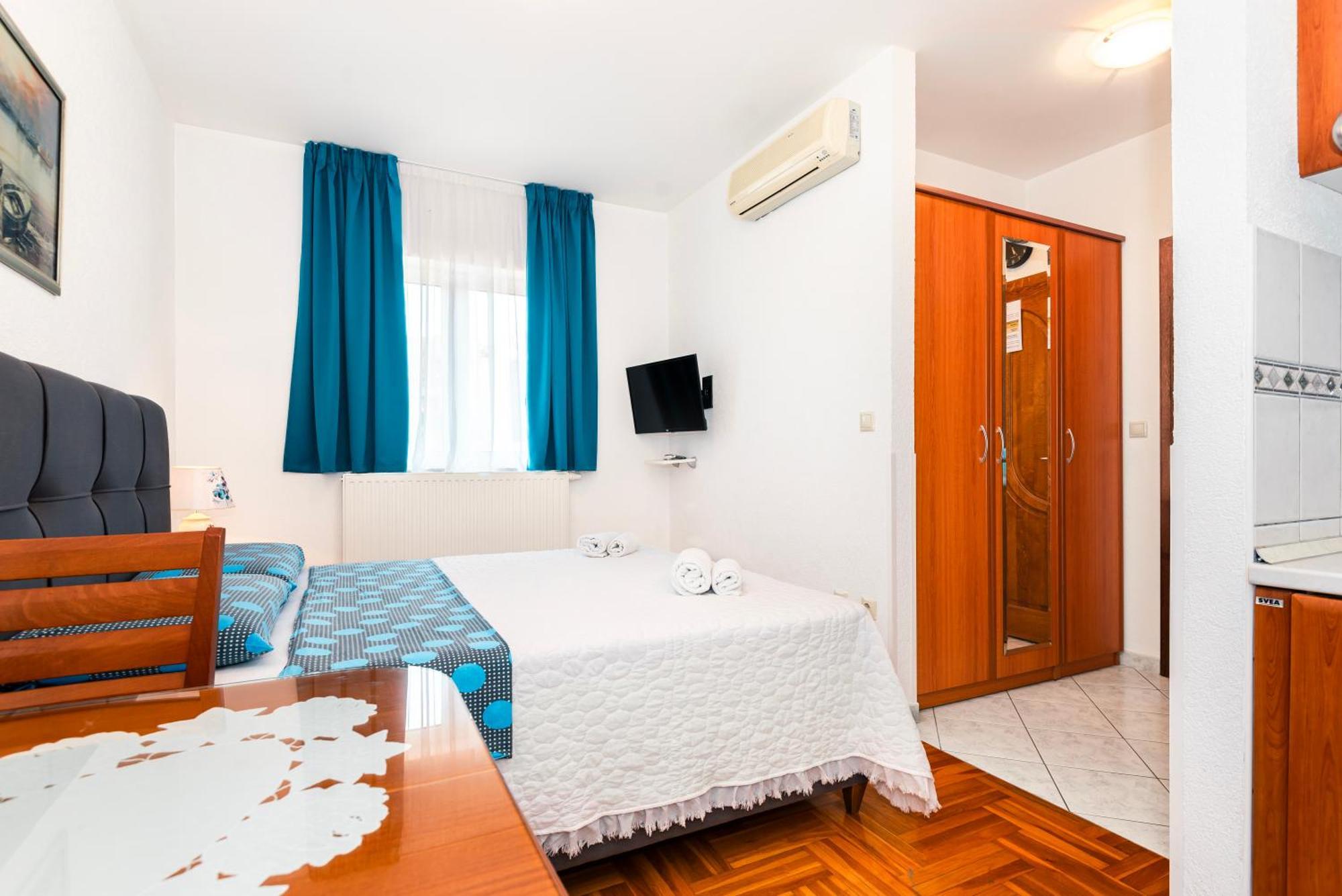 Apartments Plavi Biser ชิเบนิก ห้อง รูปภาพ
