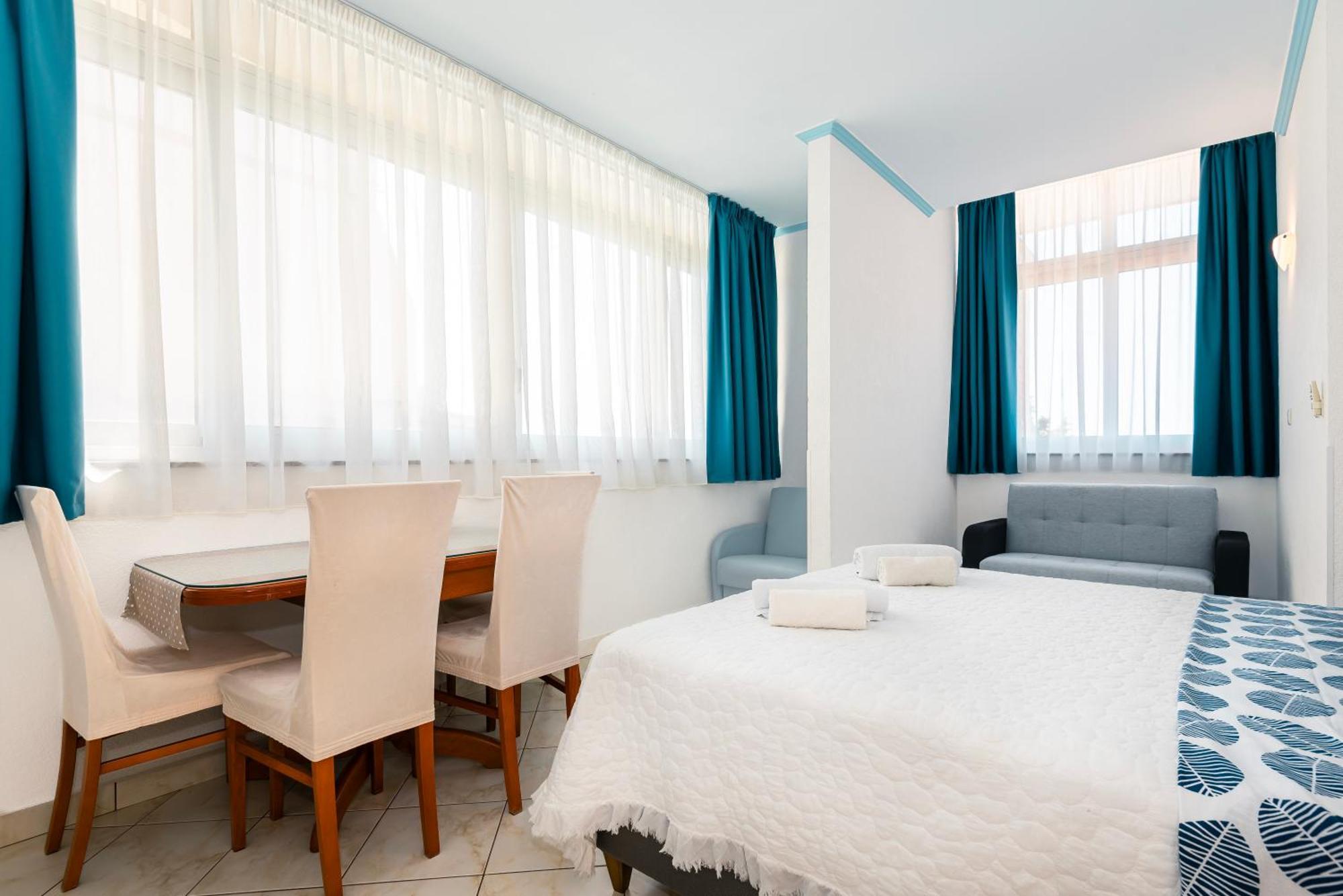 Apartments Plavi Biser ชิเบนิก ห้อง รูปภาพ