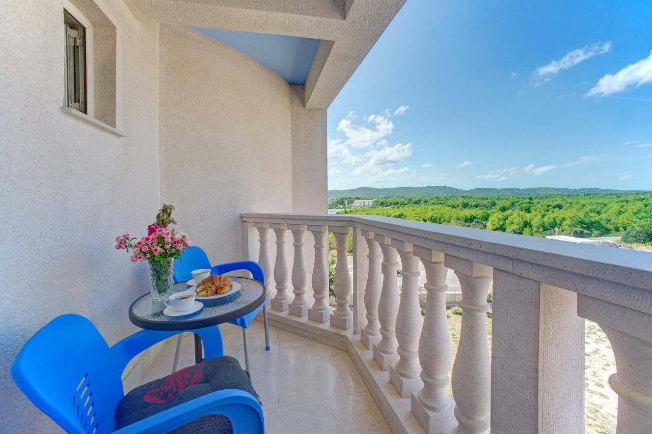 Apartments Plavi Biser ชิเบนิก ภายนอก รูปภาพ