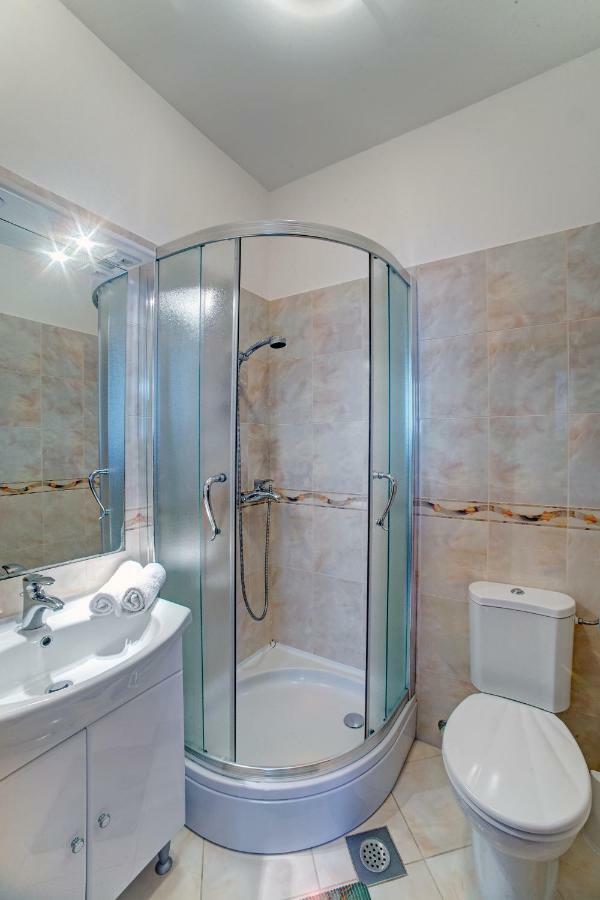 Apartments Plavi Biser ชิเบนิก ภายนอก รูปภาพ